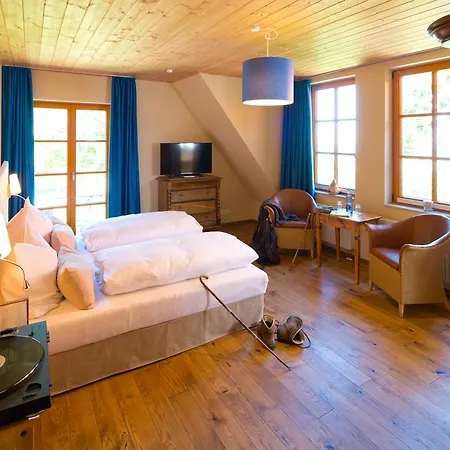 Plumbohms Aussichtsreich Gast- Und Logierhaus 3*